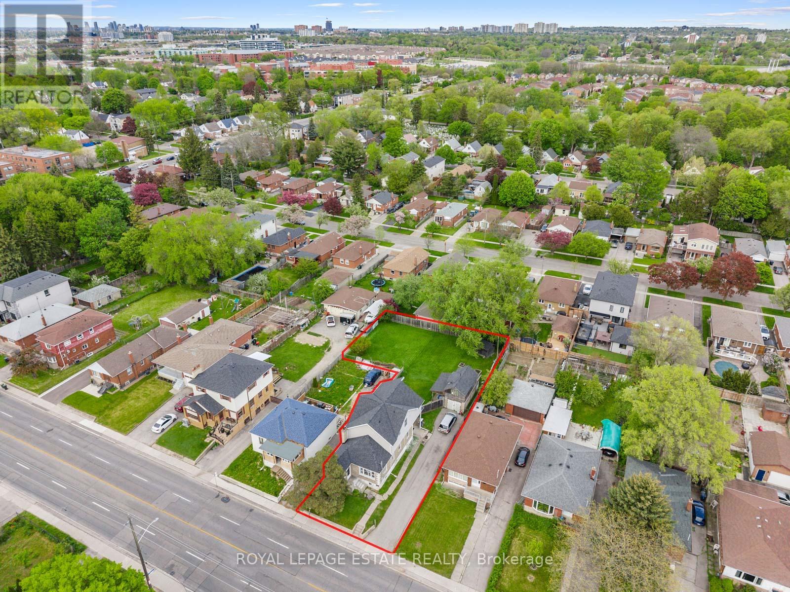 601 PHARMACY AVENUE - 49
