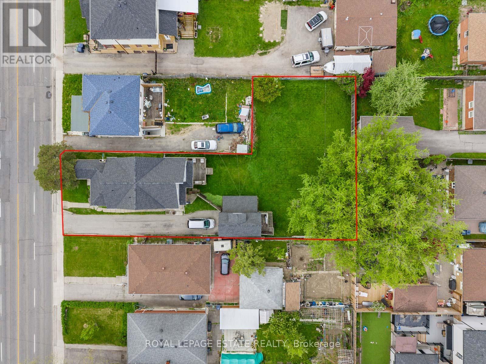 601 PHARMACY AVENUE - 50