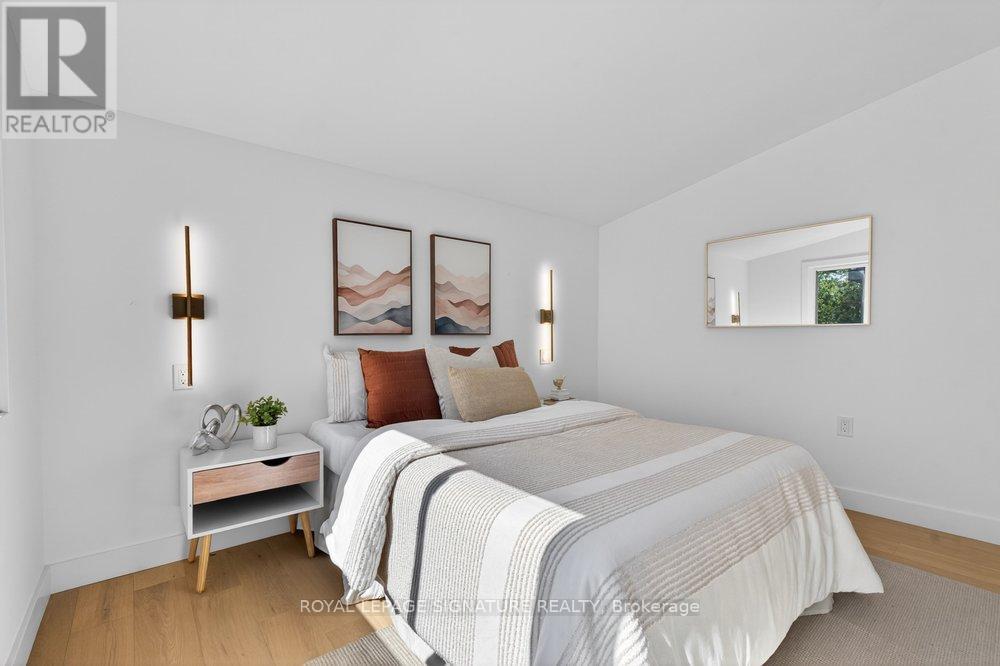 228 QUEENSDALE AVENUE - 27