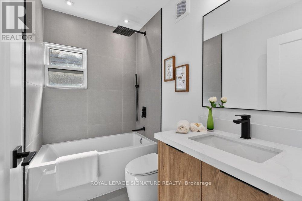 228 QUEENSDALE AVENUE - 29