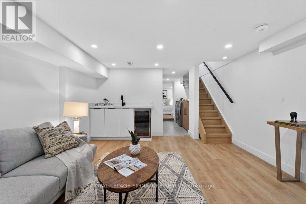 228 QUEENSDALE AVENUE - 33