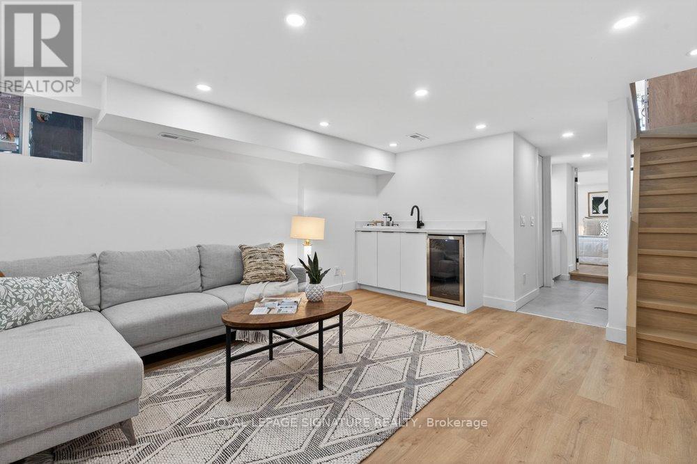 228 QUEENSDALE AVENUE - 37