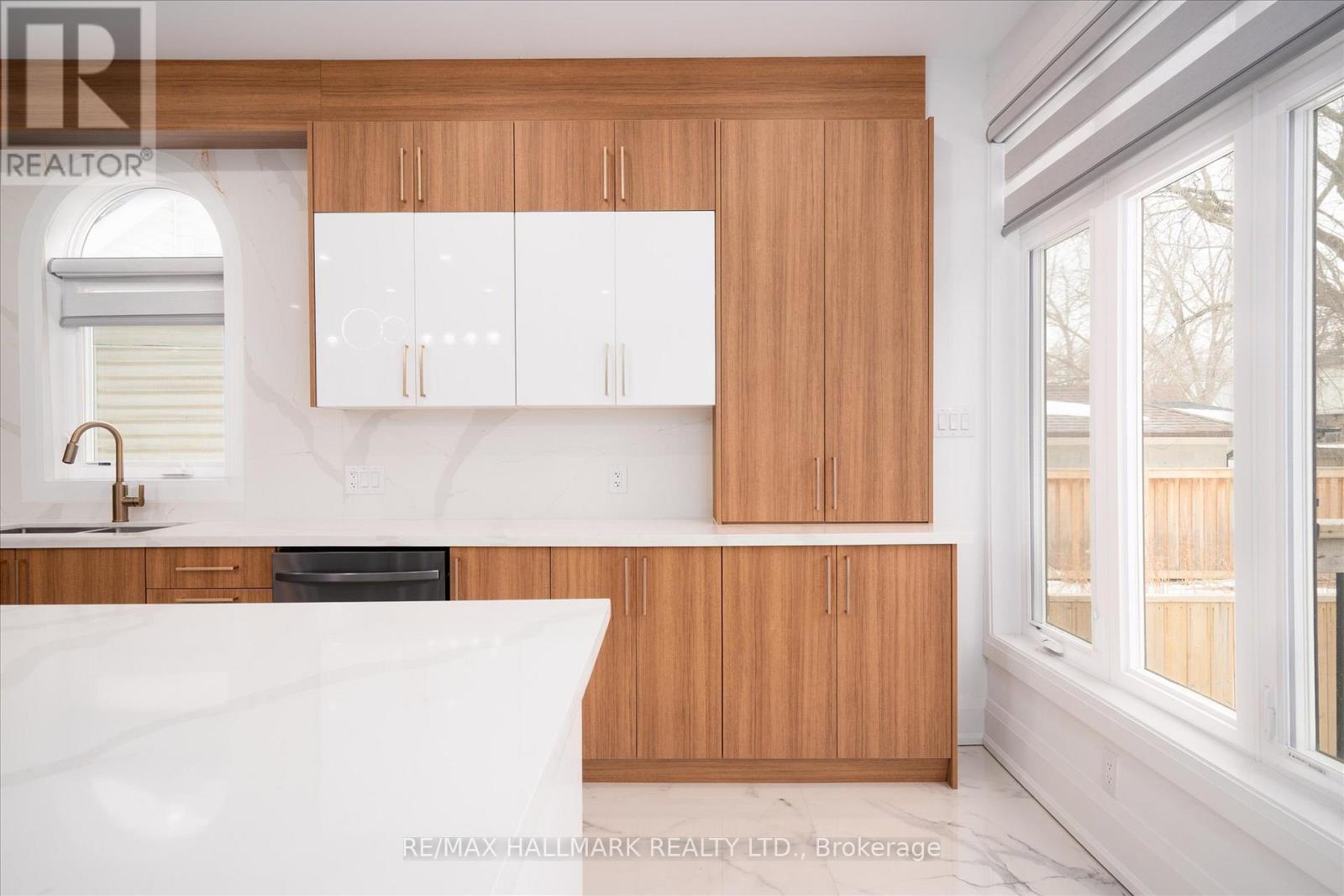 83 KALMAR AVENUE - 12