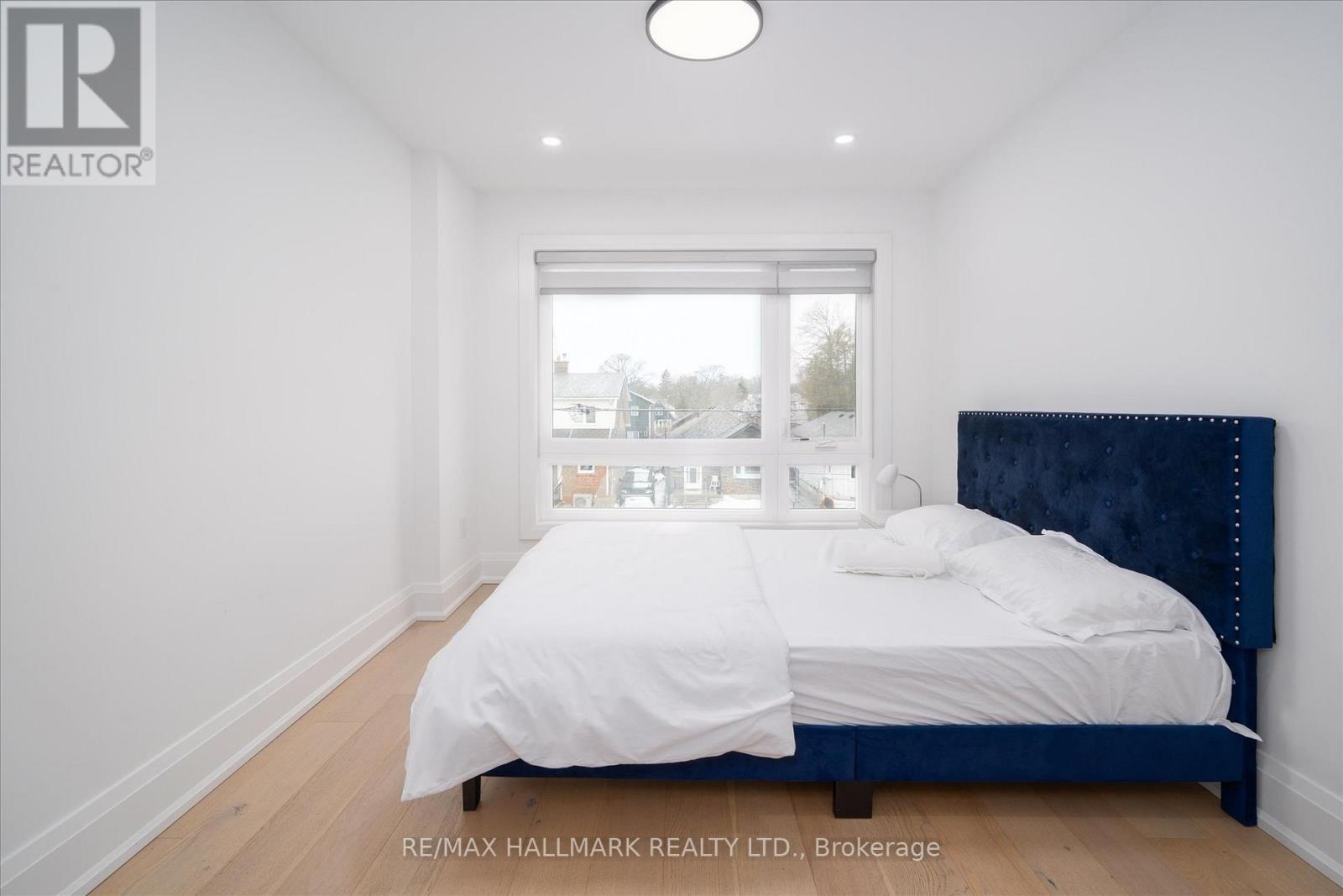 83 KALMAR AVENUE - 31