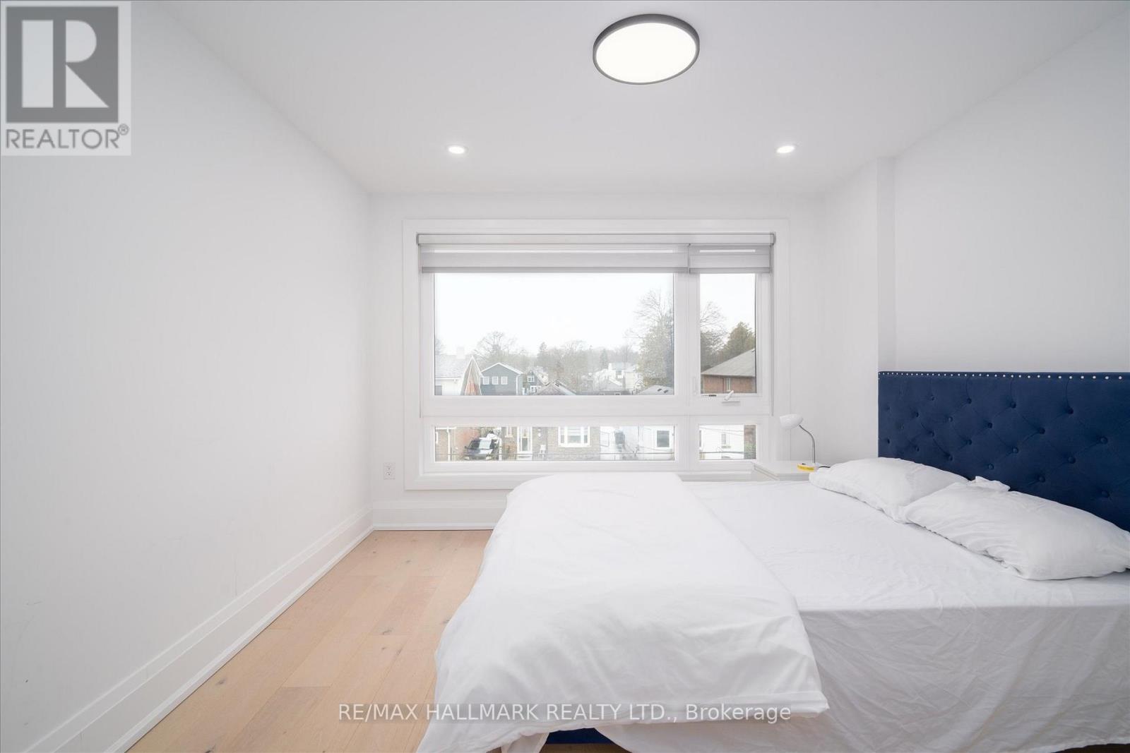 83 KALMAR AVENUE - 34