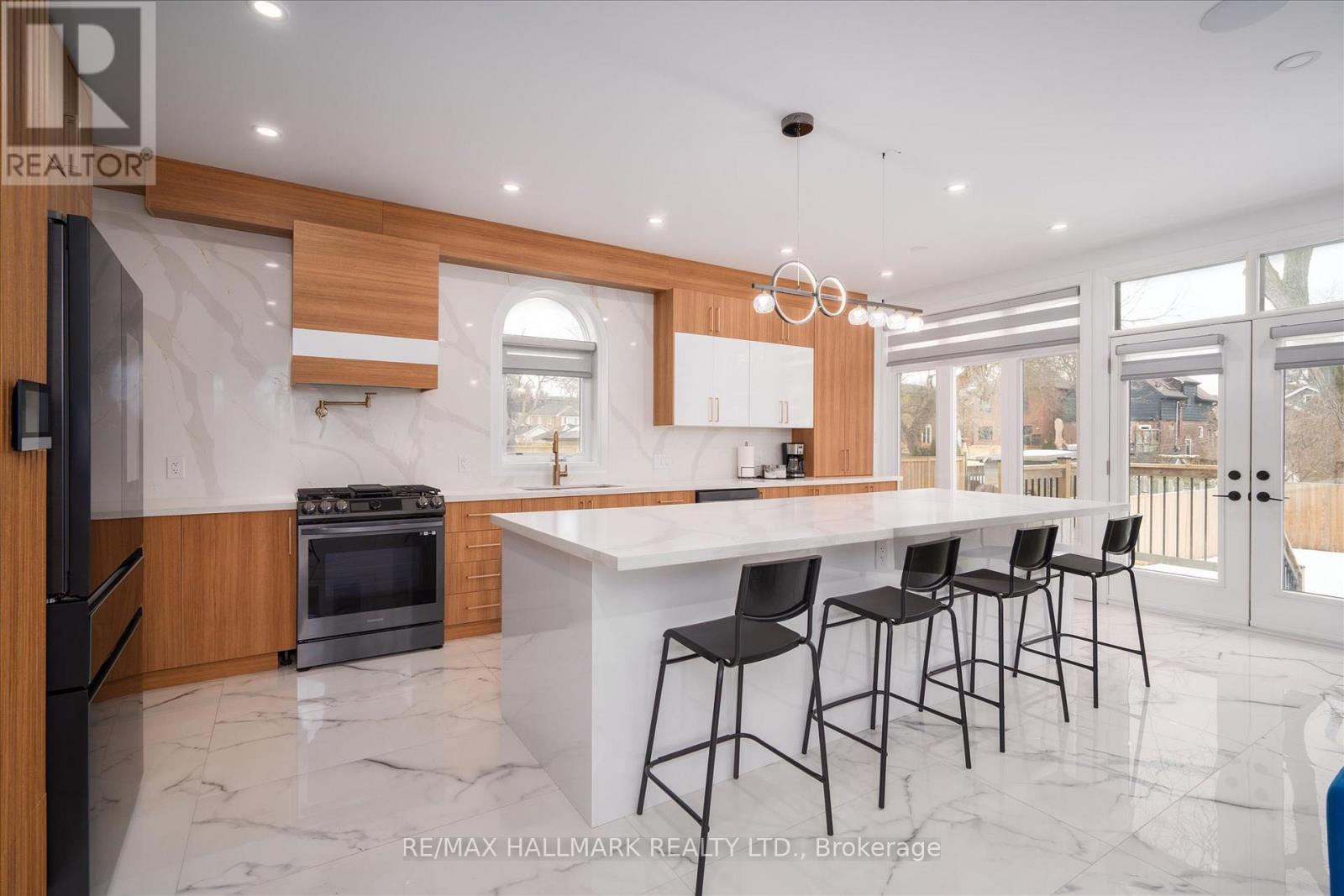 83 KALMAR AVENUE - 9