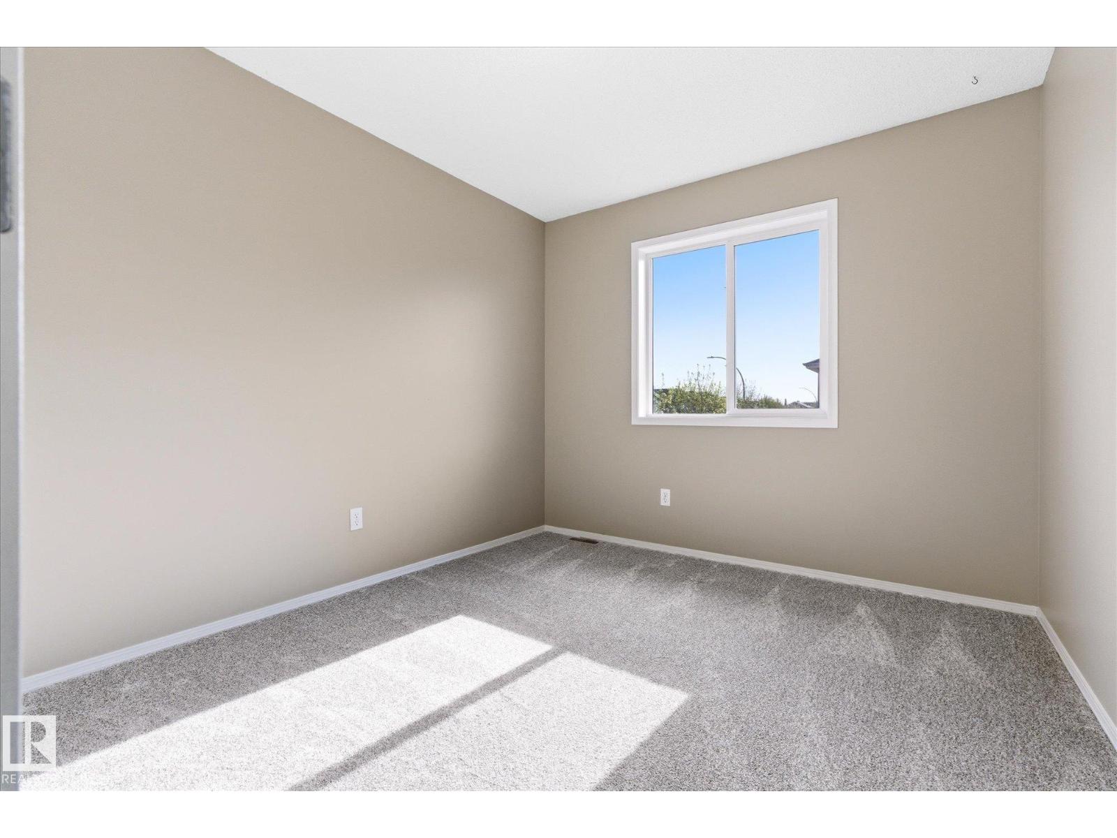 32 VISTA ST — photo 28