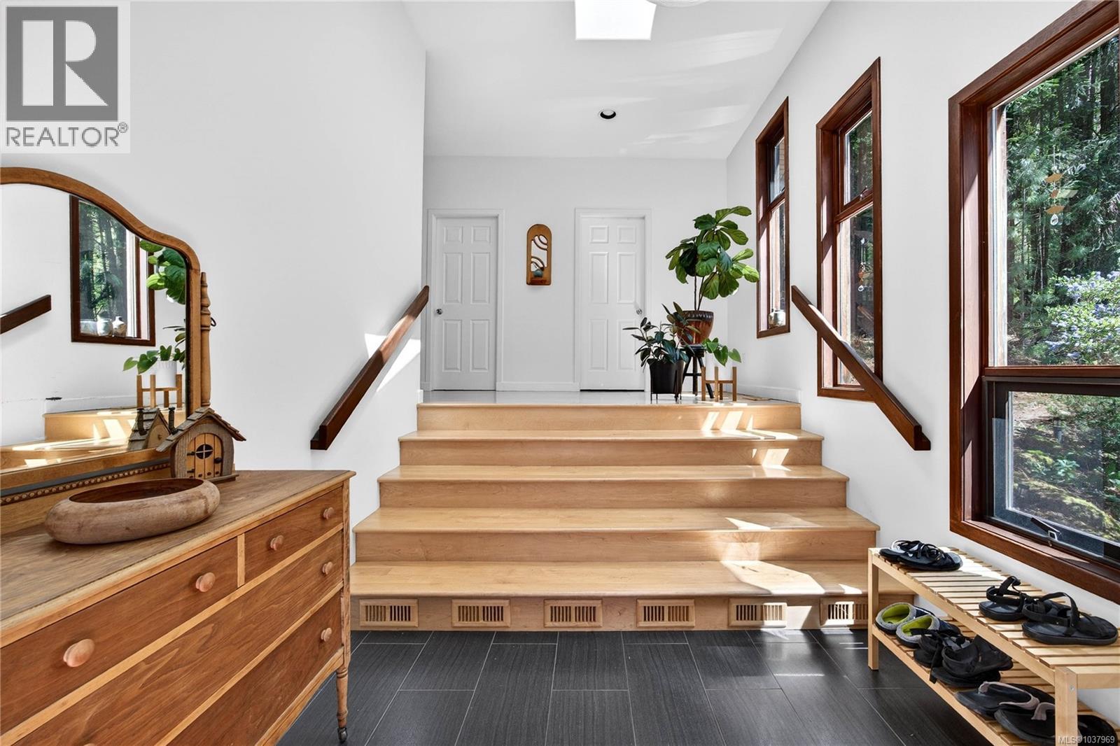 206 Cormorant Crescent, Salt Spring