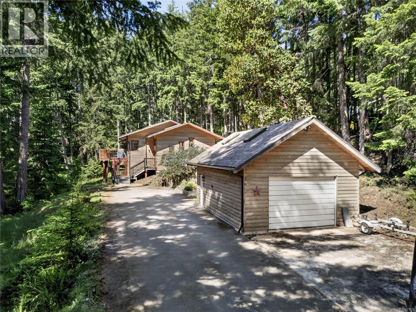  206 Cormorant Crescent, Salt Spring