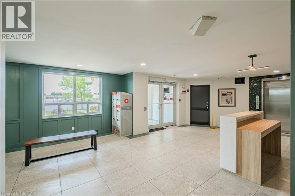 #301 421 FAIRVIEW Drive - 18