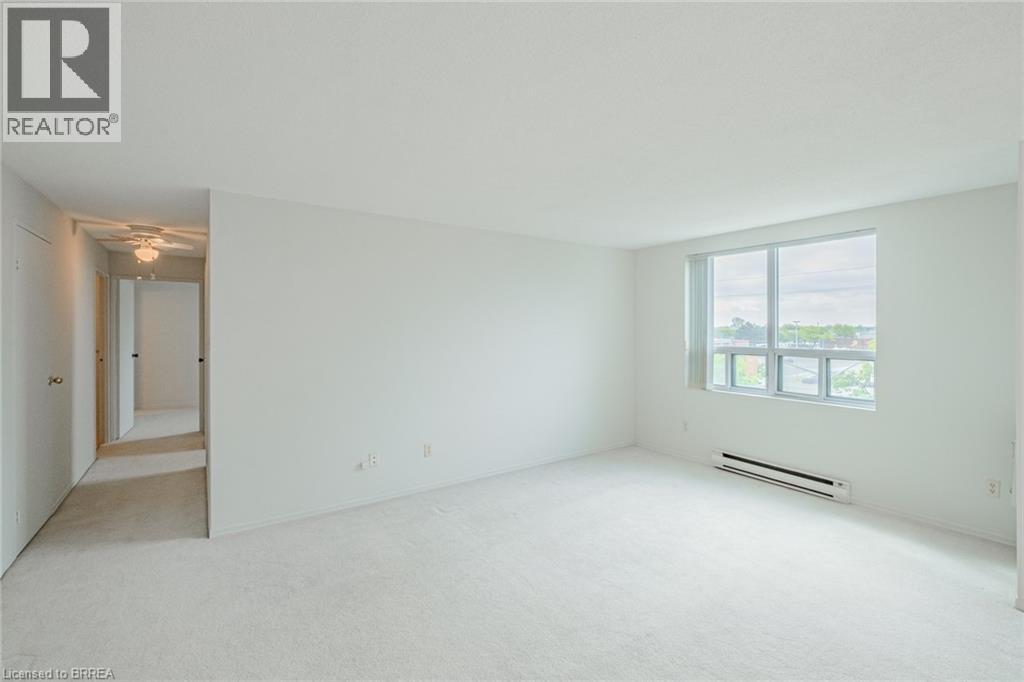 #301 421 FAIRVIEW Drive - 28