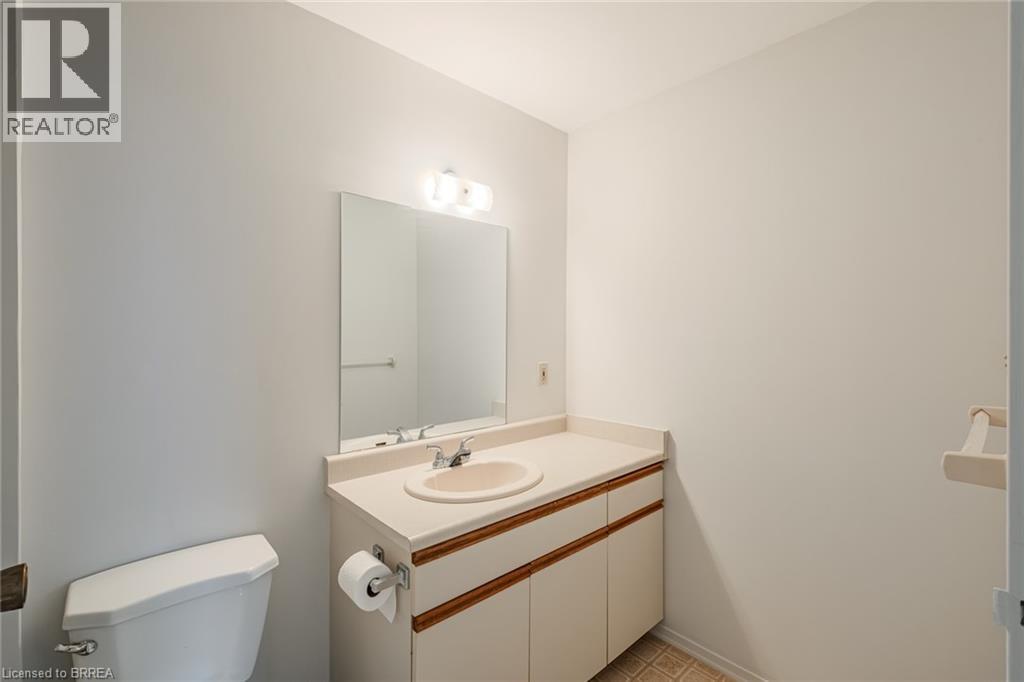 #301 421 FAIRVIEW Drive - 31