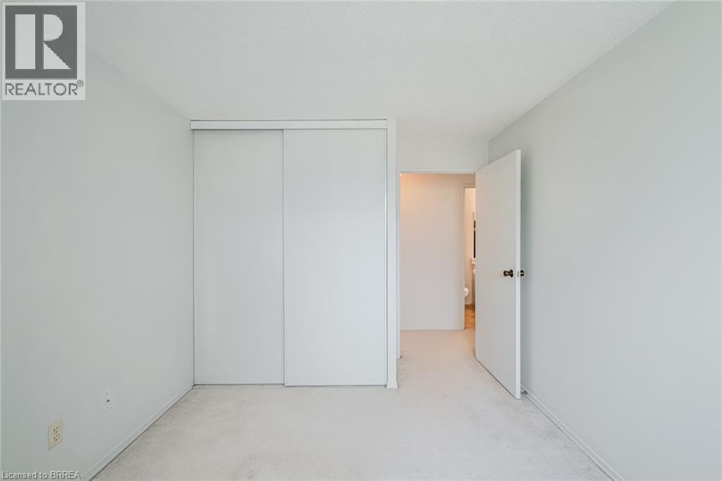 #301 421 FAIRVIEW Drive - 34