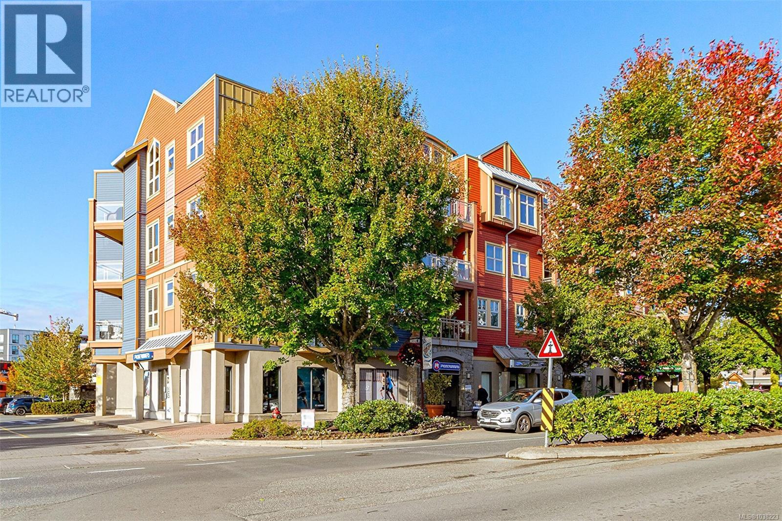 #402 755 Goldstream Ave - 5
