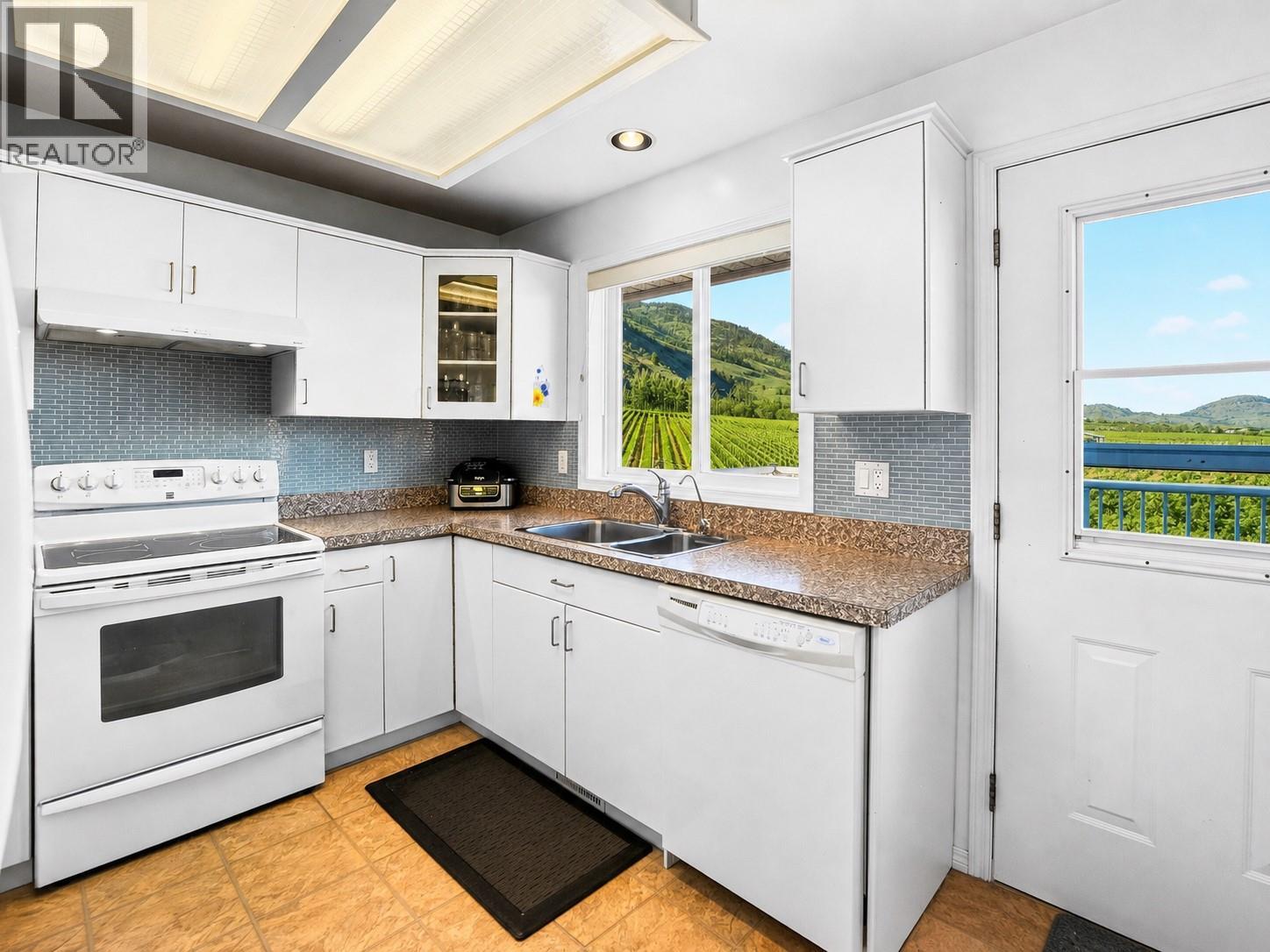 626 Ponderosa Road - 10