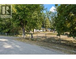 2239 Mayer Road, Kelowna, BC V1W2G2 Photo 35