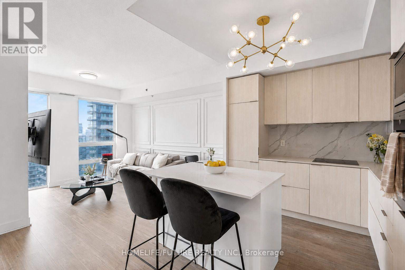 #3805 318 RICHMOND STREET W - Image 3