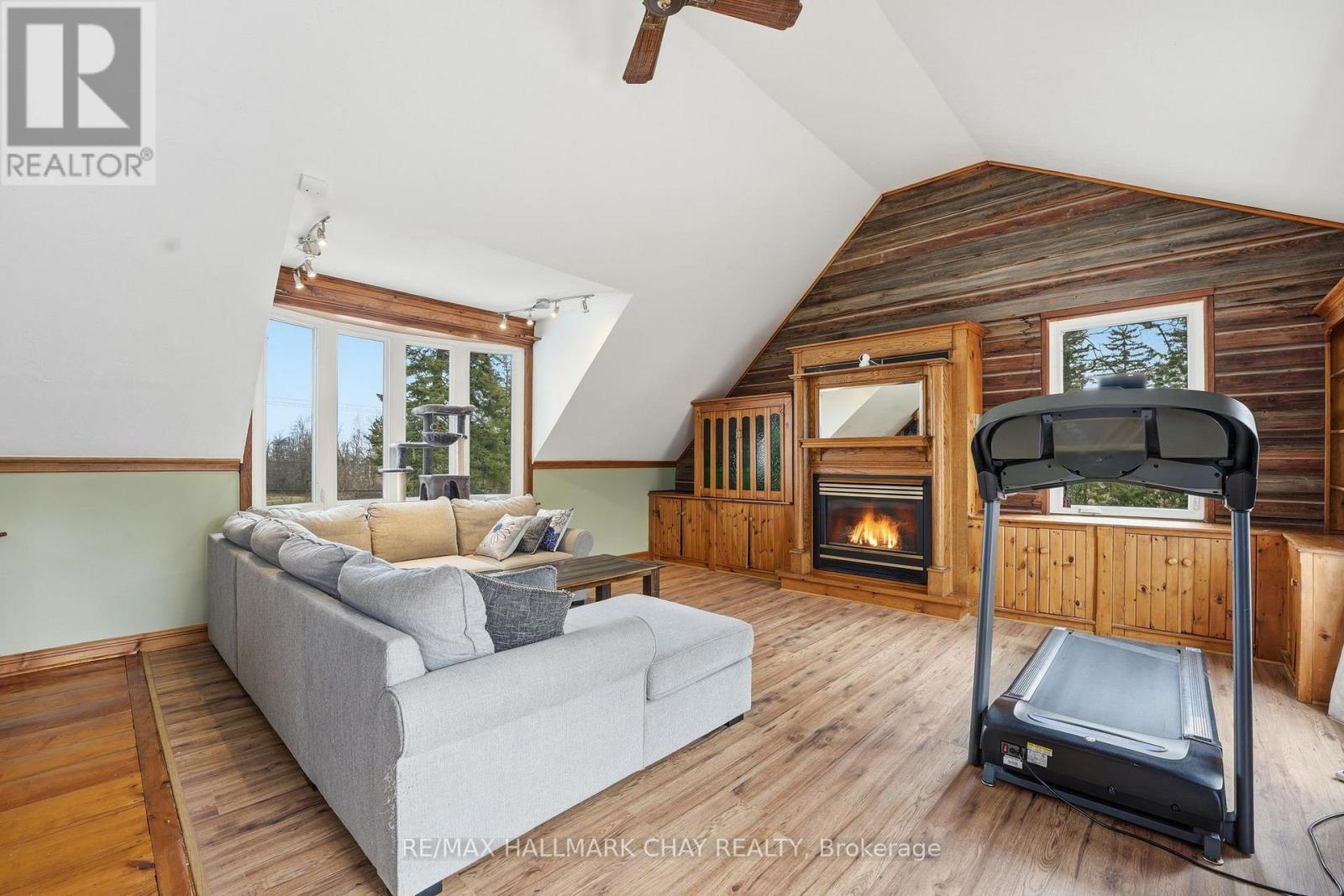 115 DORAN ROAD - 21