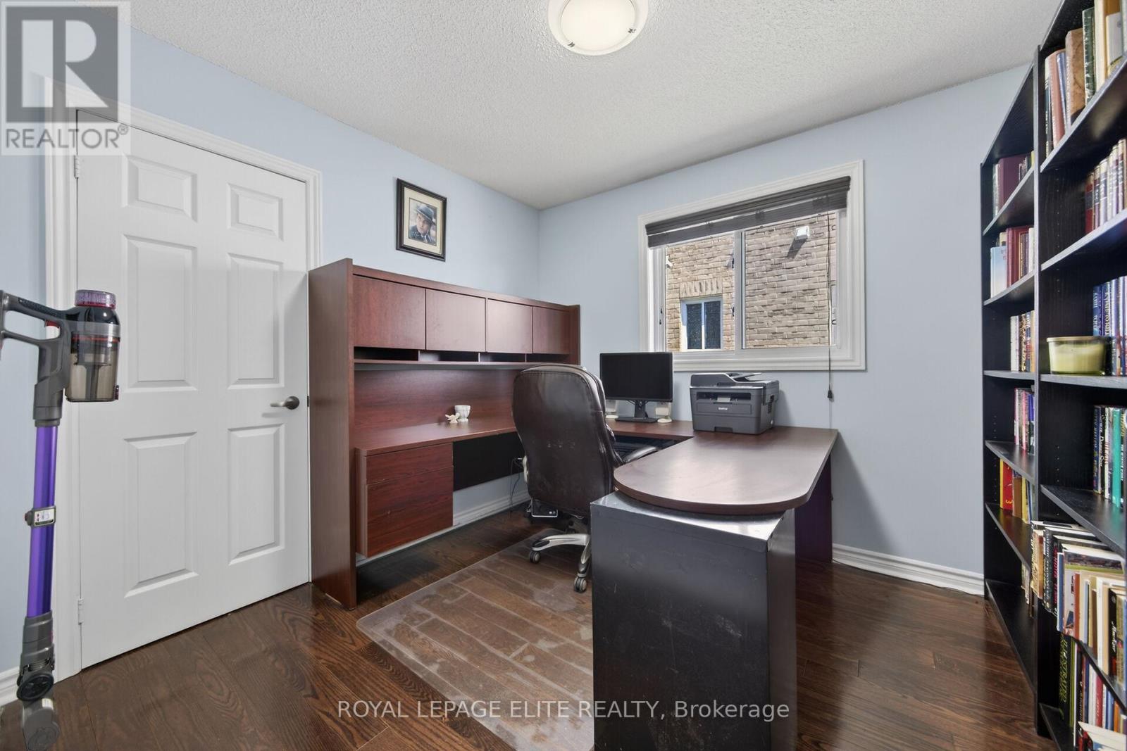 155 PRINGLE DRIVE - 25