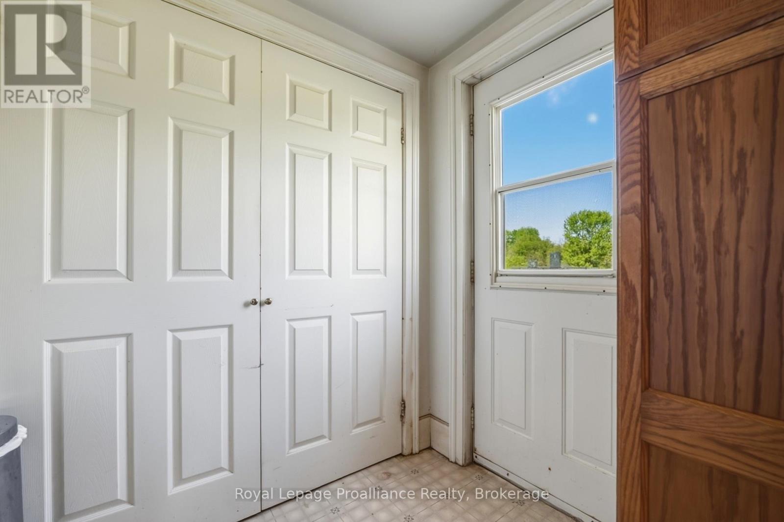 842 FRANKFORD ROAD - 10