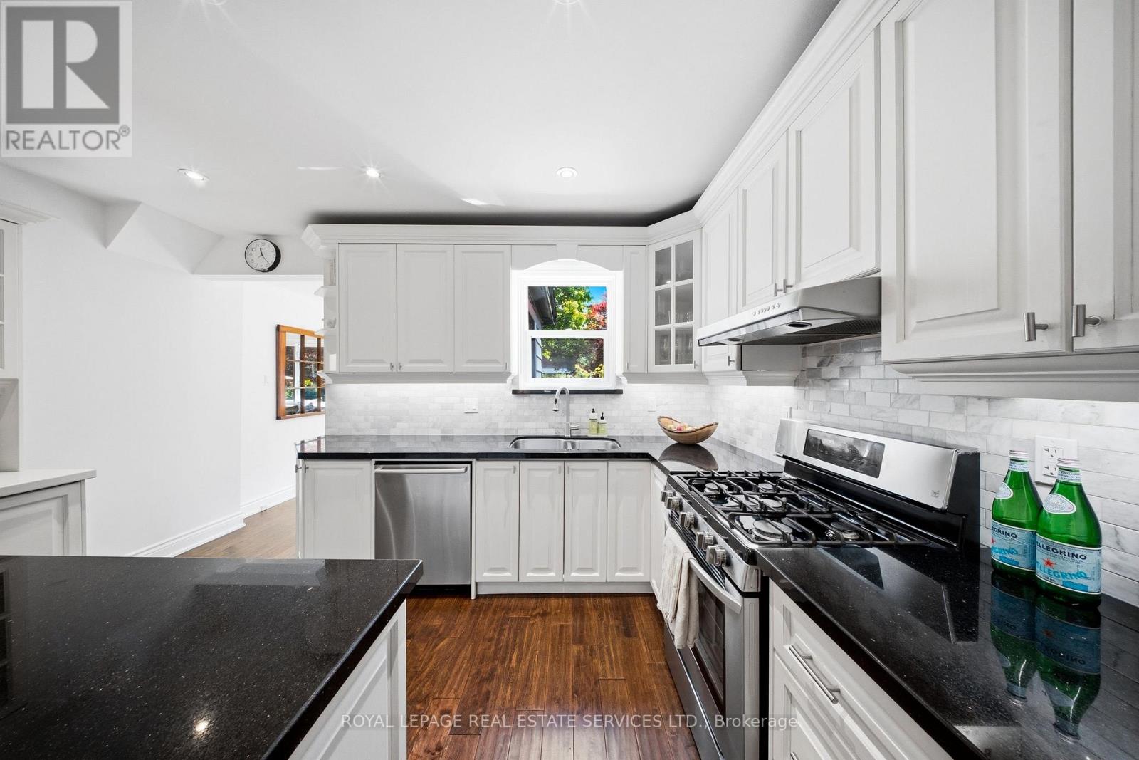 473 BERESFORD AVENUE - 11