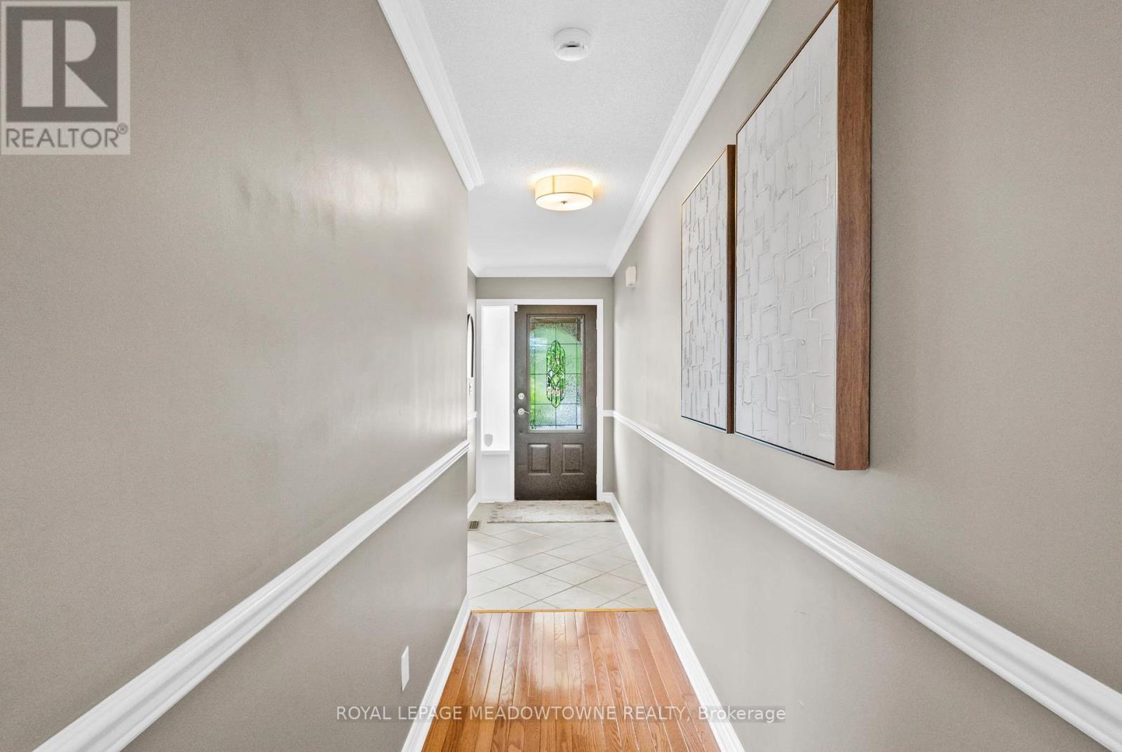 105 LAURIER AVENUE - 5