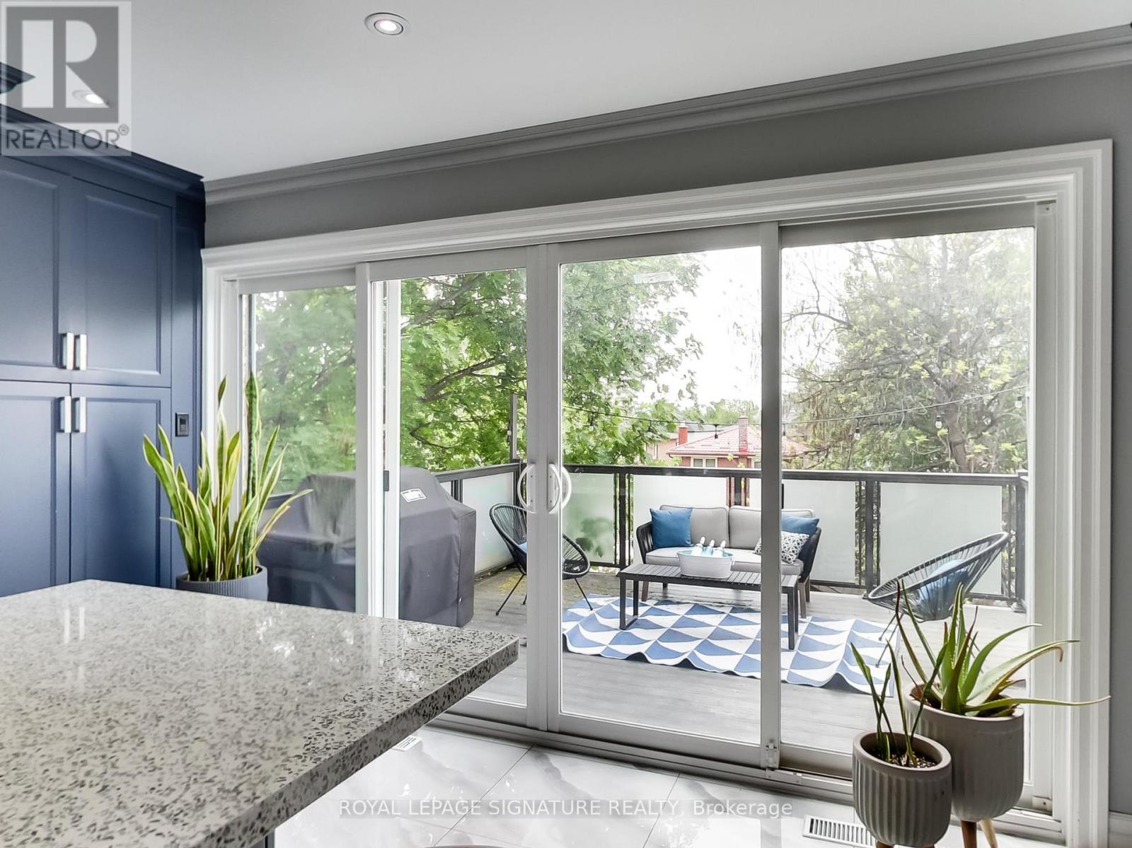 55 CAMERON AVENUE - 21