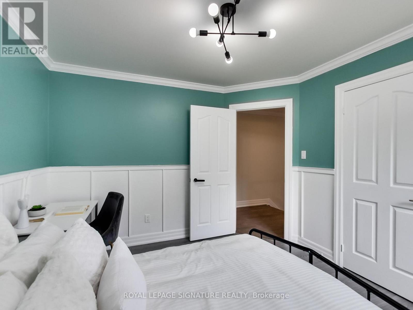 55 CAMERON AVENUE - 29