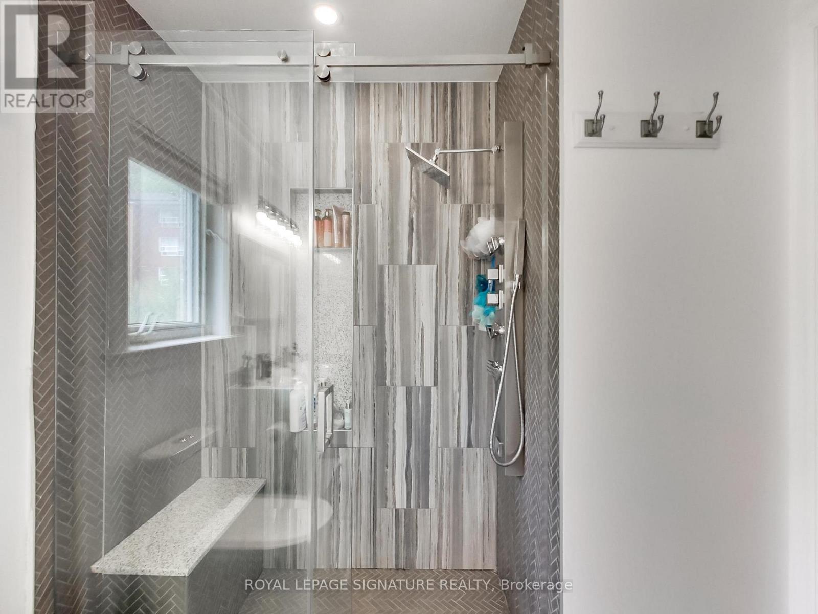55 CAMERON AVENUE - 33