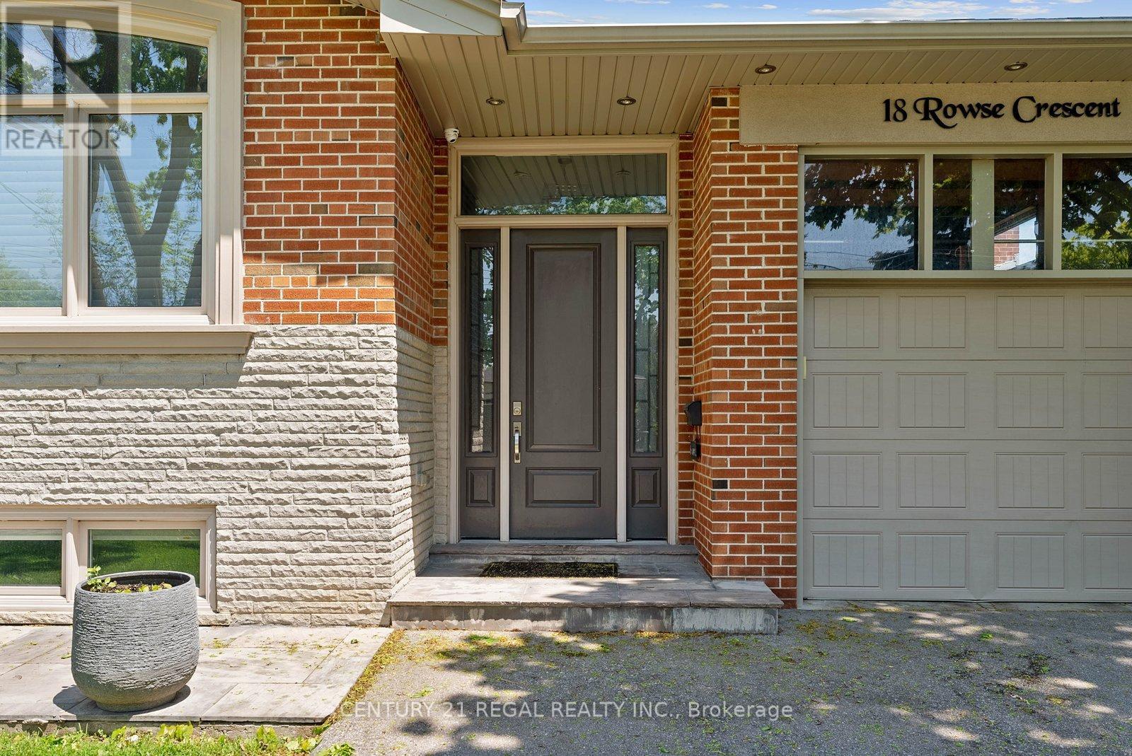 18 ROWSE CRESCENT - Image 2