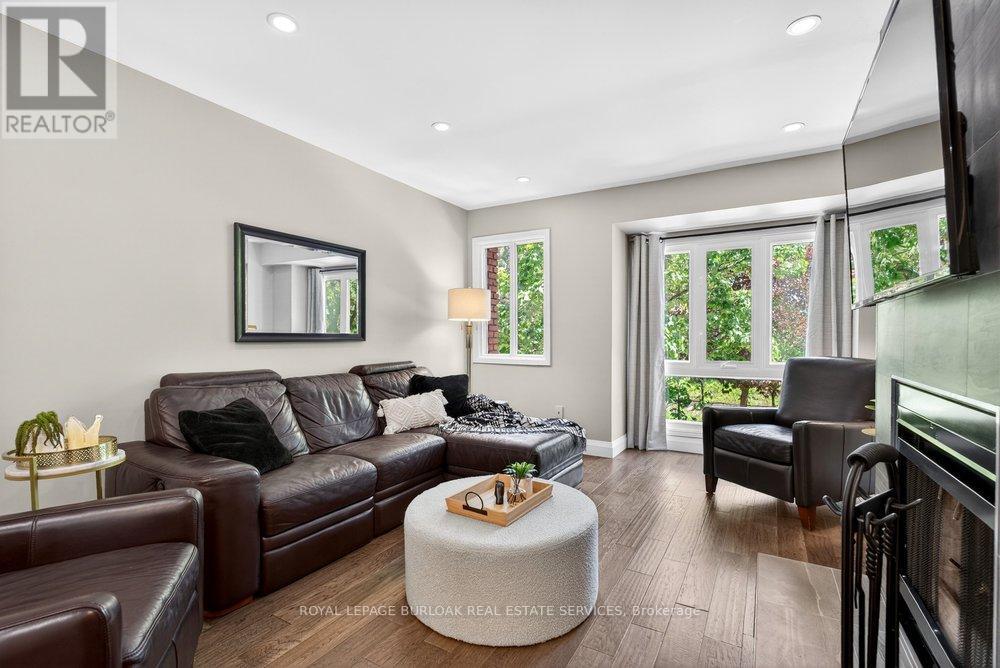 #409 895 MAPLE AVENUE - 6