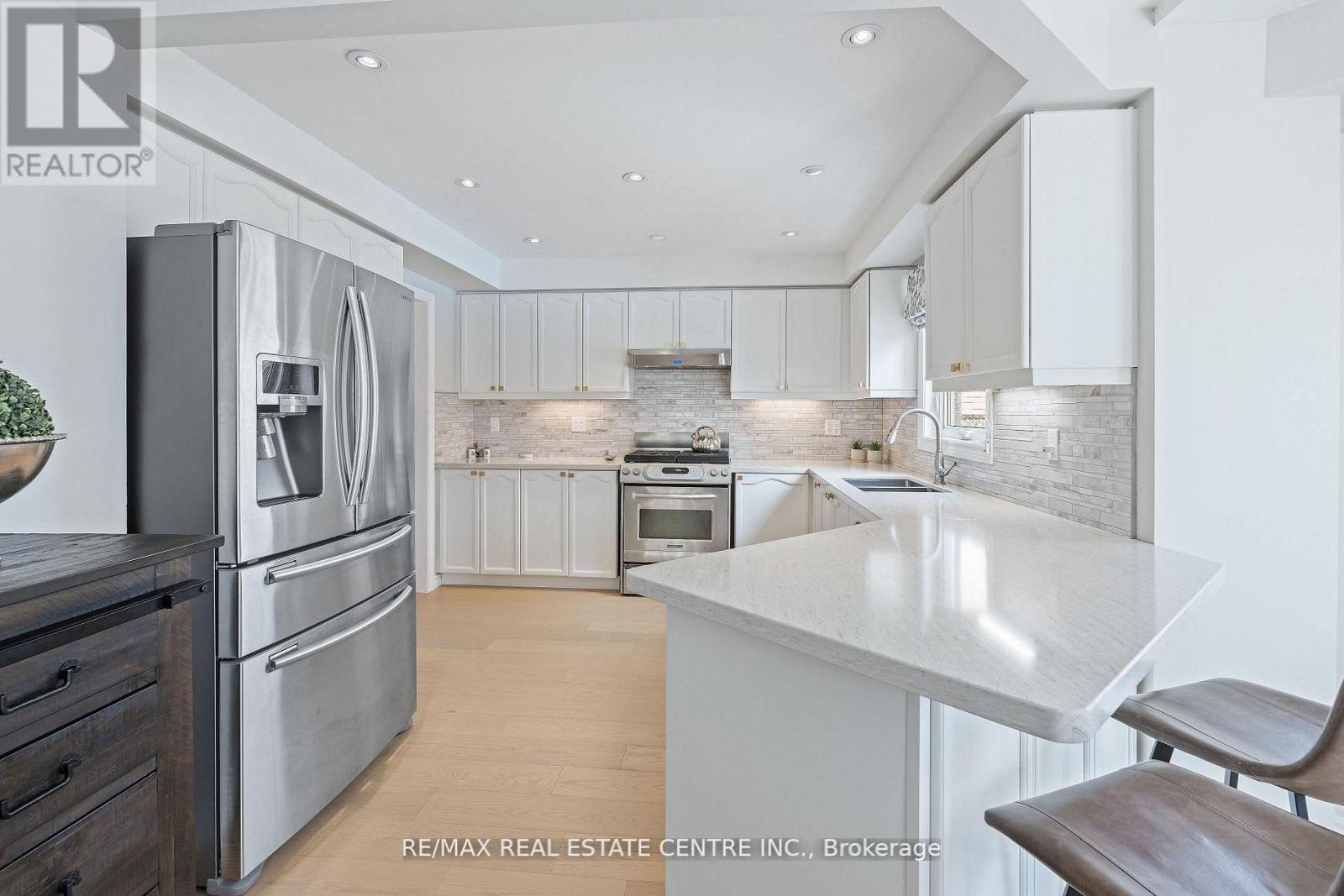 20 NIXON CRESCENT - Image 3