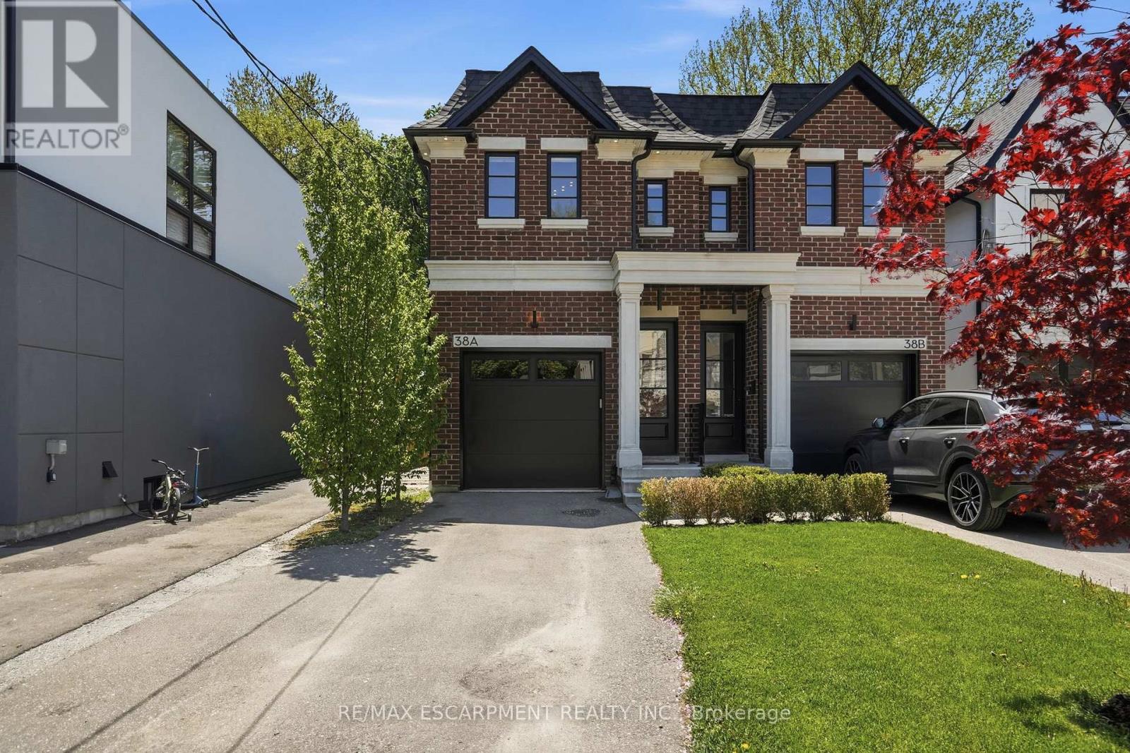 38A MAPLE AVENUE N - 1
