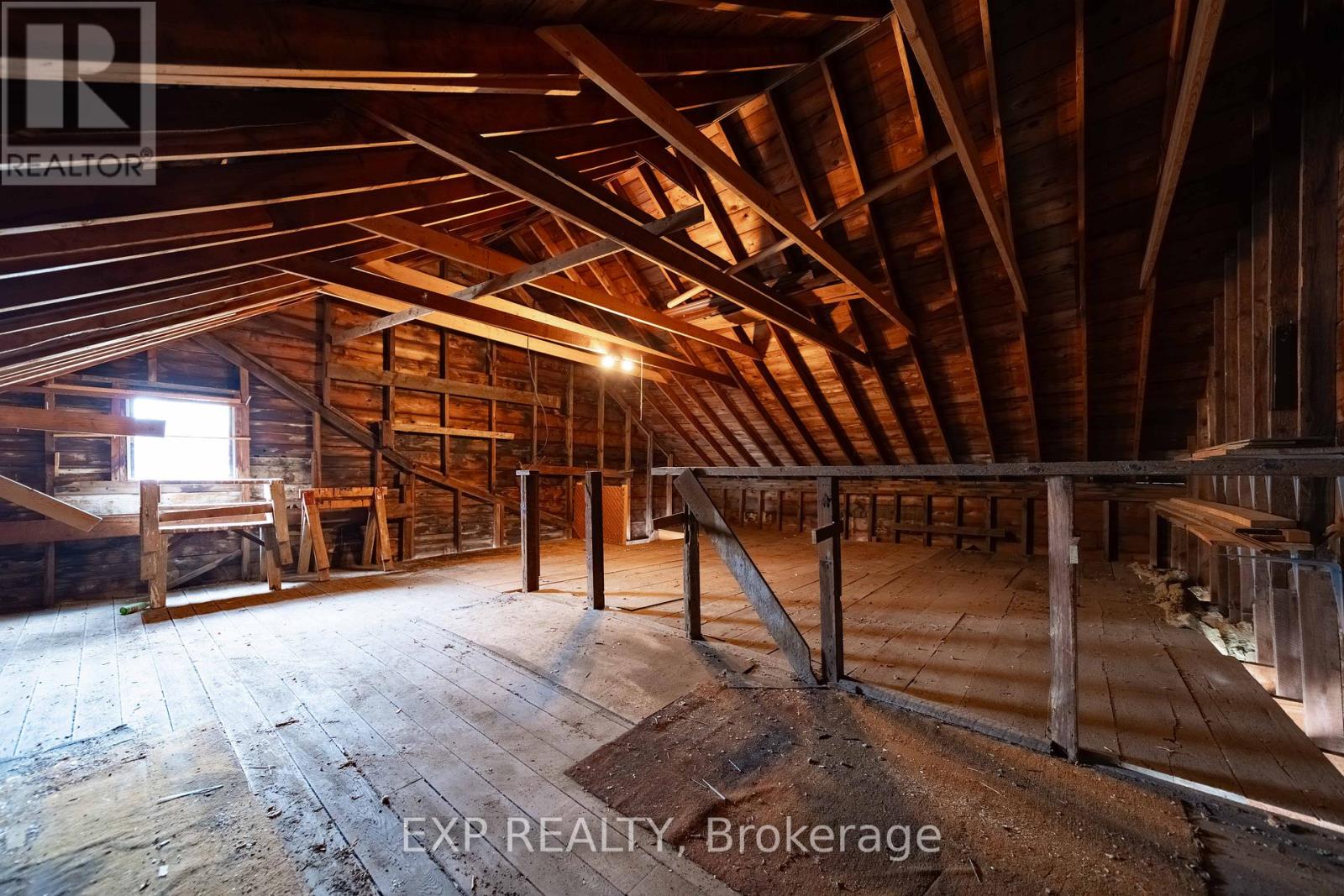 308 JOHN STREET S - 41
