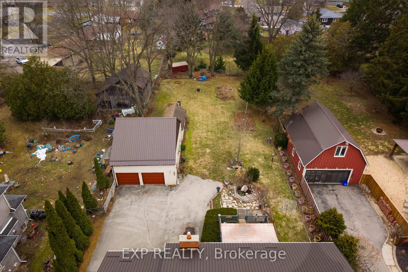 308 JOHN STREET S - 43