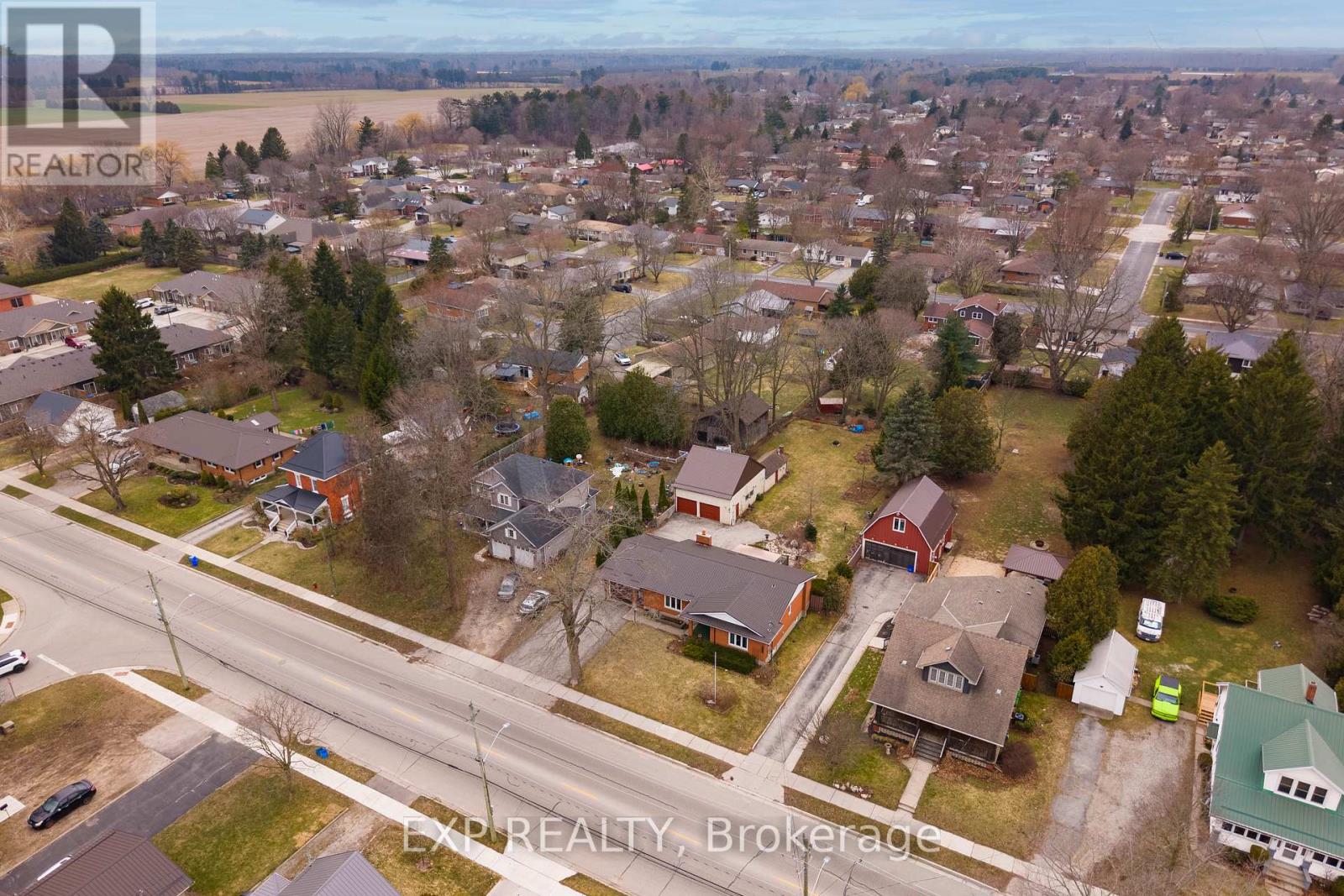 308 JOHN STREET S - 49