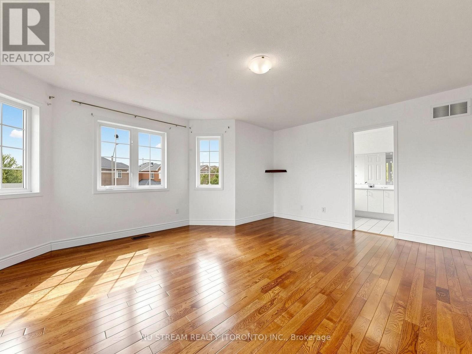 2 PURCELL CRESCENT - 25