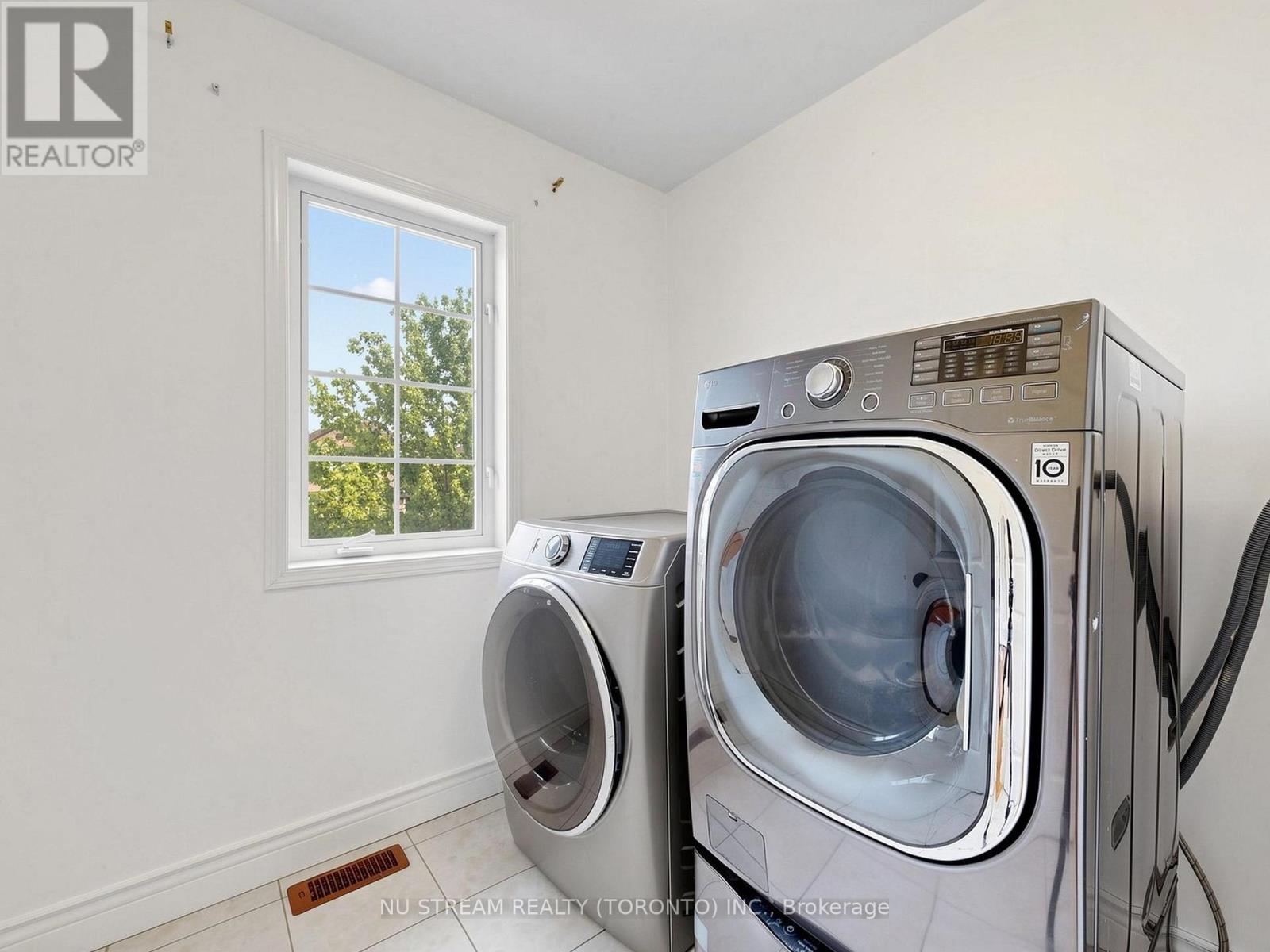 2 PURCELL CRESCENT - 42