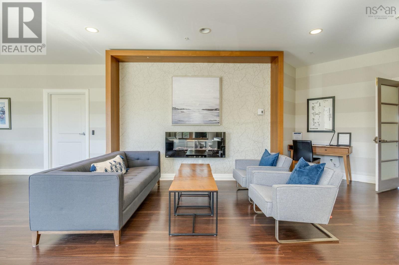 #1008 2677 Gladstone Street - 19
