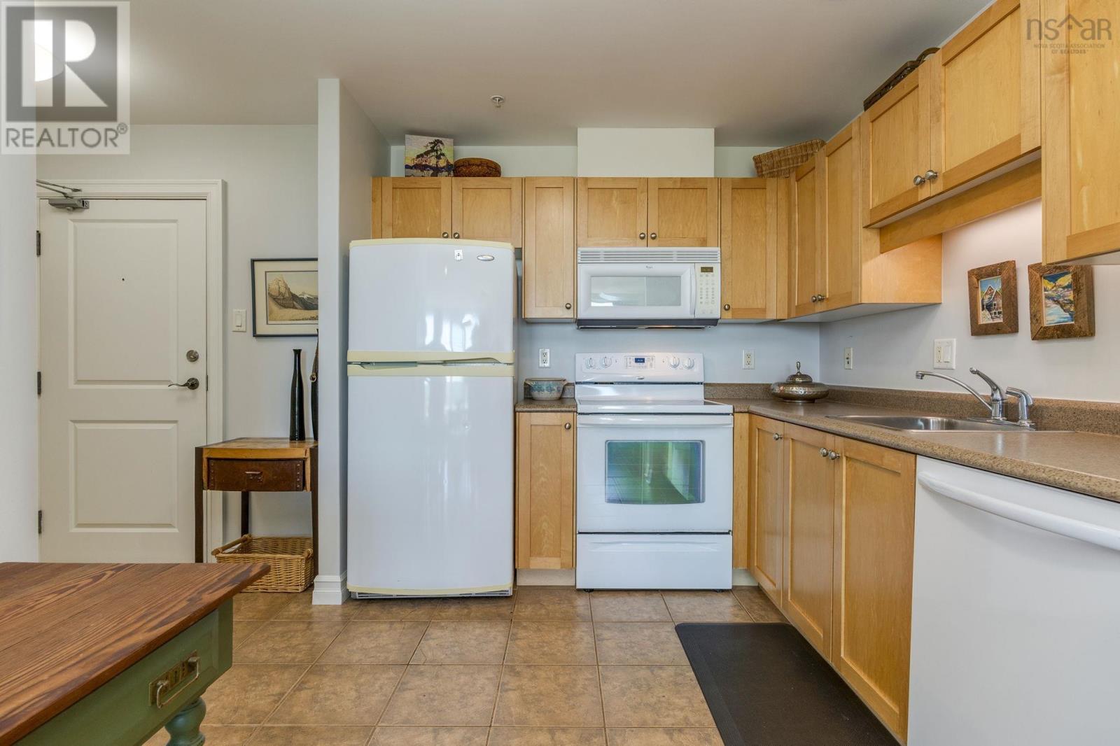 #1008 2677 Gladstone Street - 7