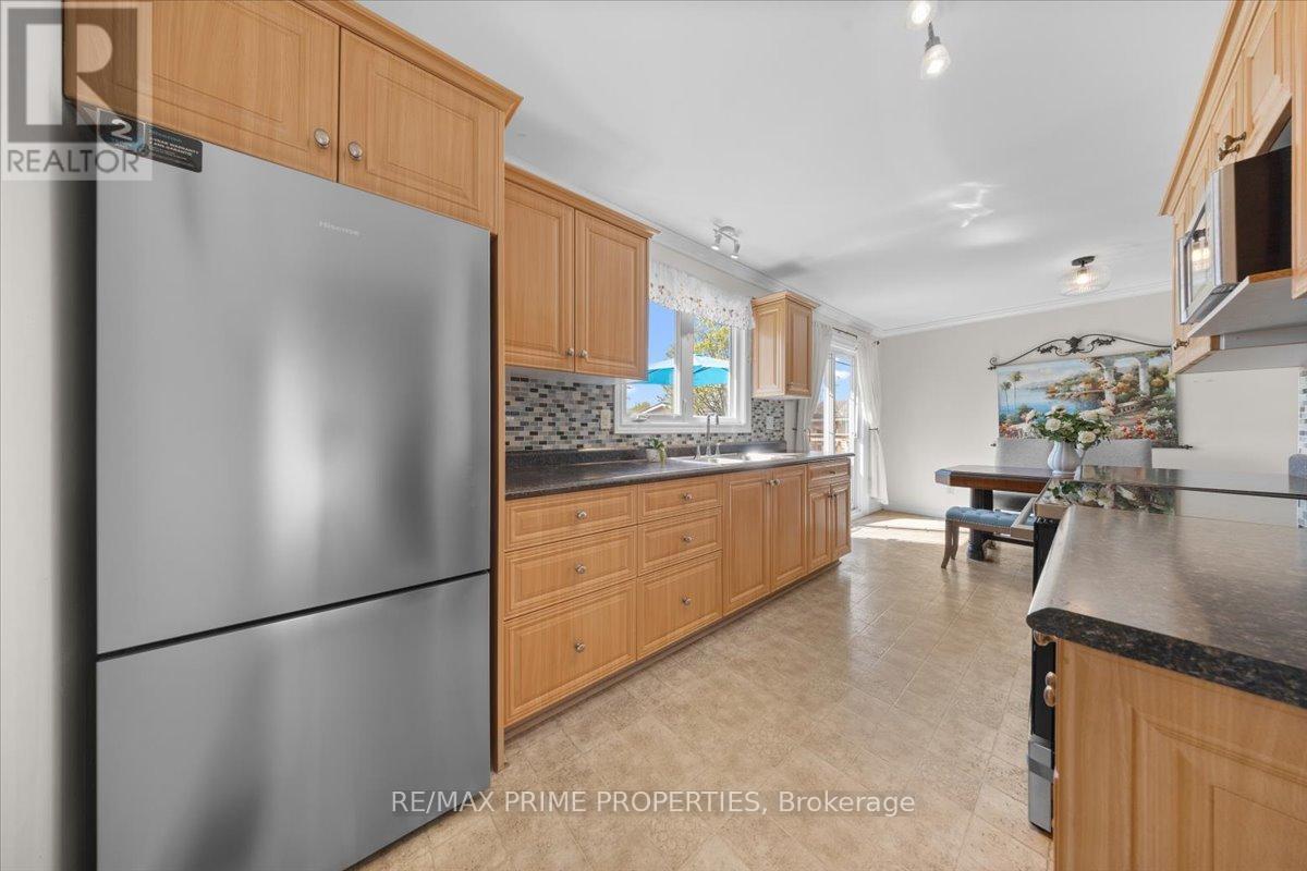 28 GLENMANOR DRIVE - 11