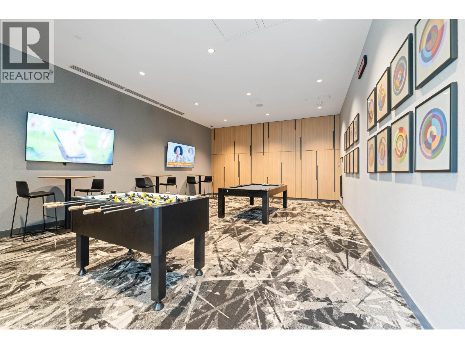 202 3809 EVERGREEN PLACE, Burnaby