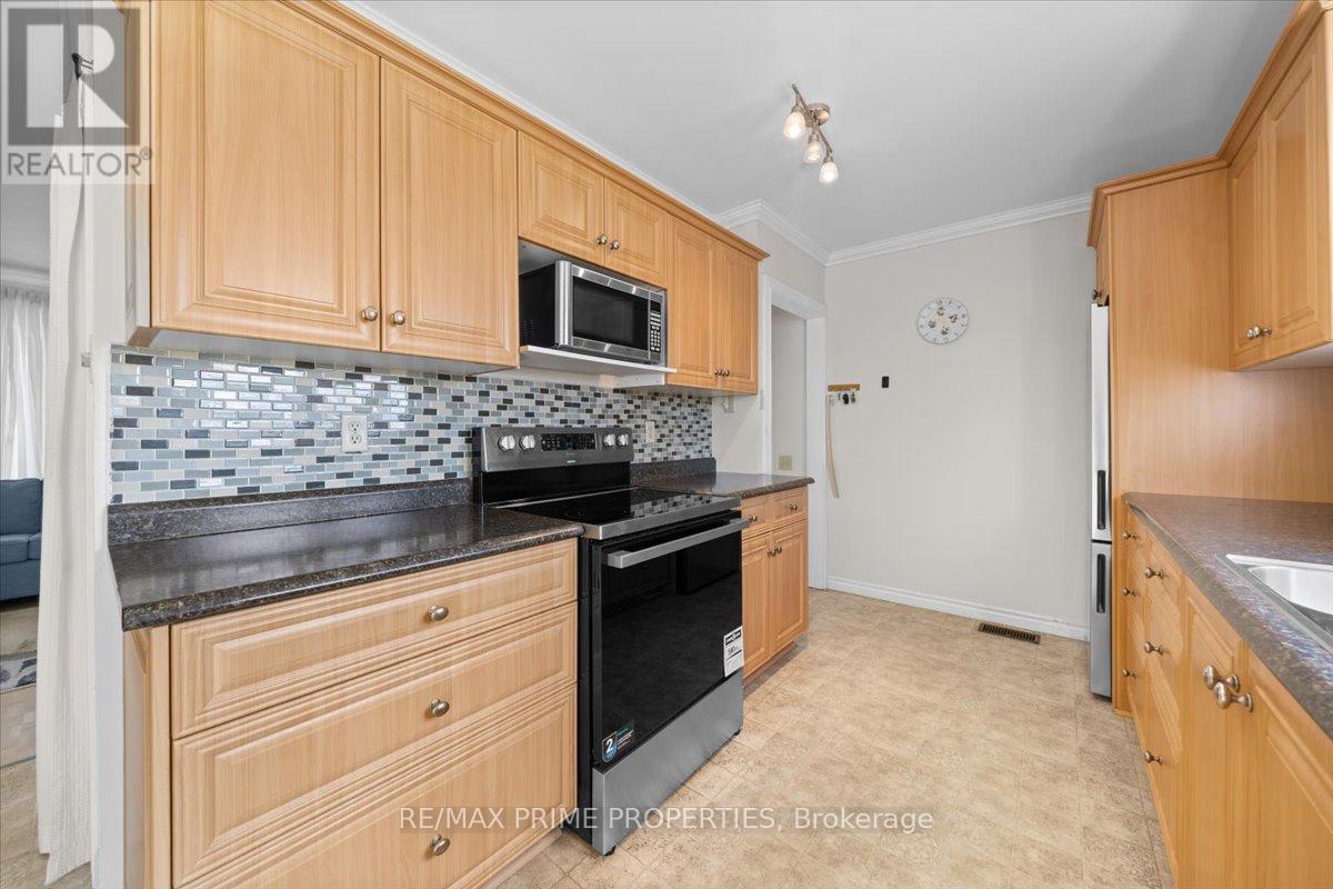 28 GLENMANOR DRIVE - 10