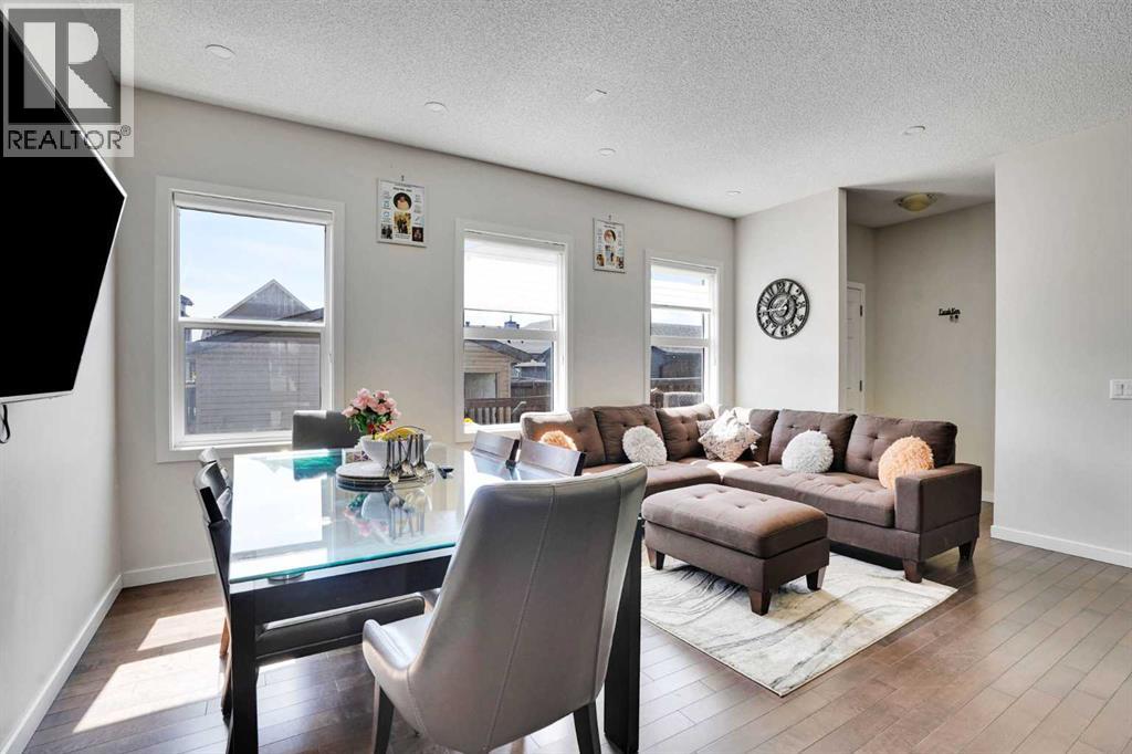 197 Skyview Springs Crescent NE - 13