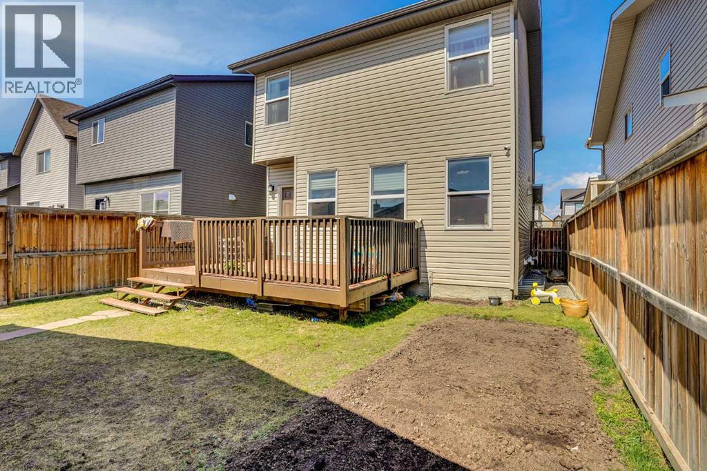 197 Skyview Springs Crescent NE - 39