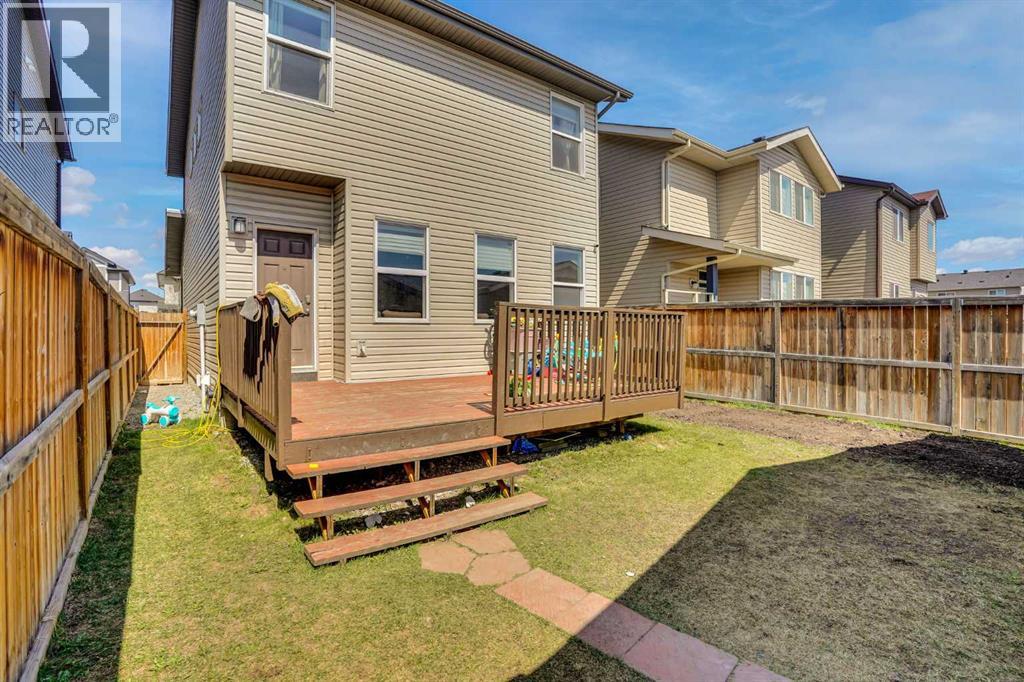 197 Skyview Springs Crescent NE - 40