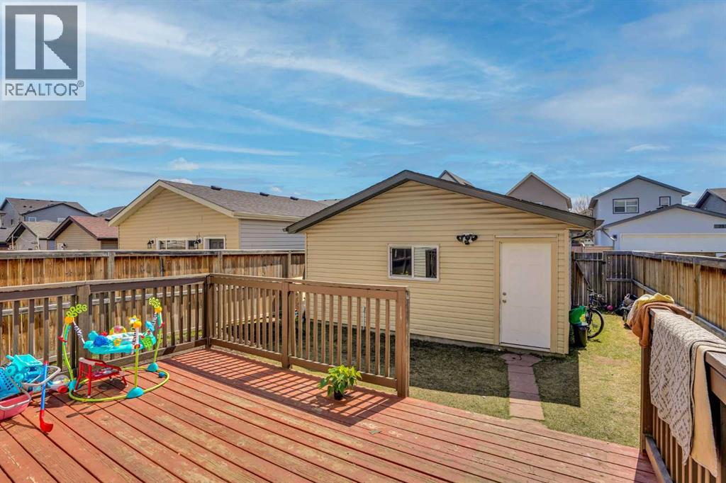 197 Skyview Springs Crescent NE - 41