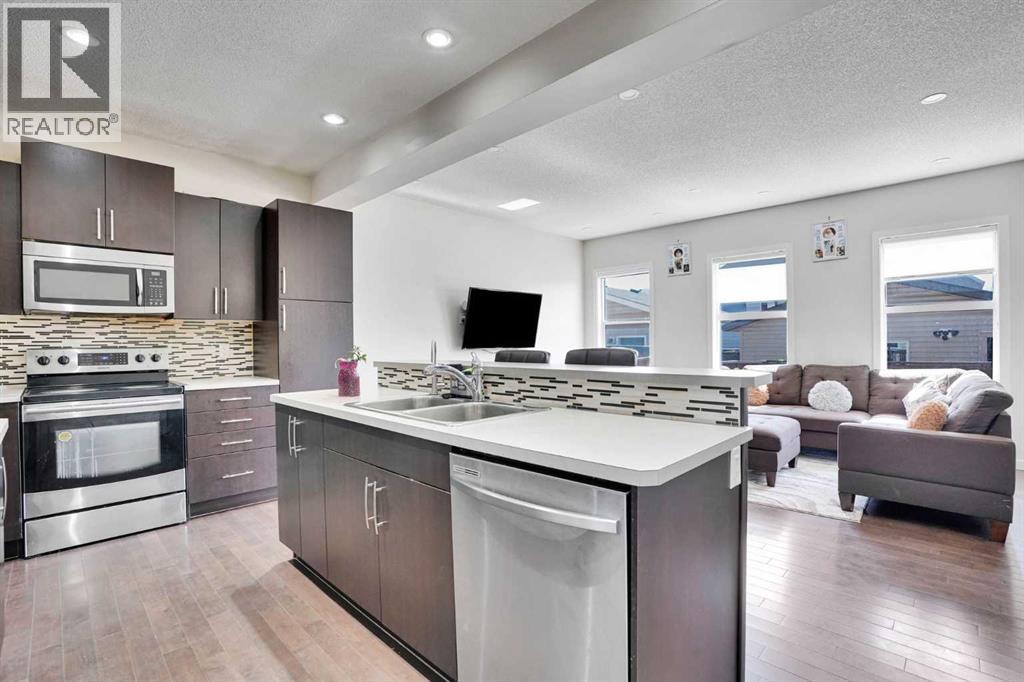 197 Skyview Springs Crescent NE - 8