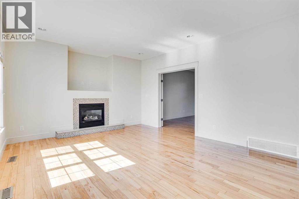 185 Falcon Drive - 8