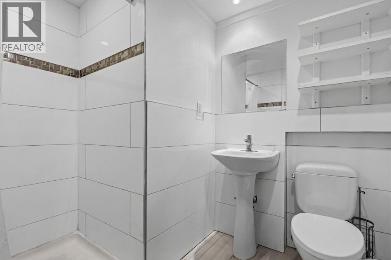 6 Bed, 4 Bath House for Sale in Vancouver – 45 RENFREW STREET, Vancouver – MLS# R3128059 - Image 20